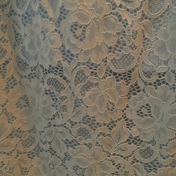 BHLDN  MARIA SLEEVELESS LACE MIDI DRESS in light blue - Picture 5 of 16